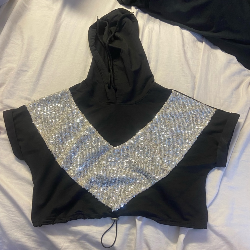 Black and silver sparkle crop short sleeve
